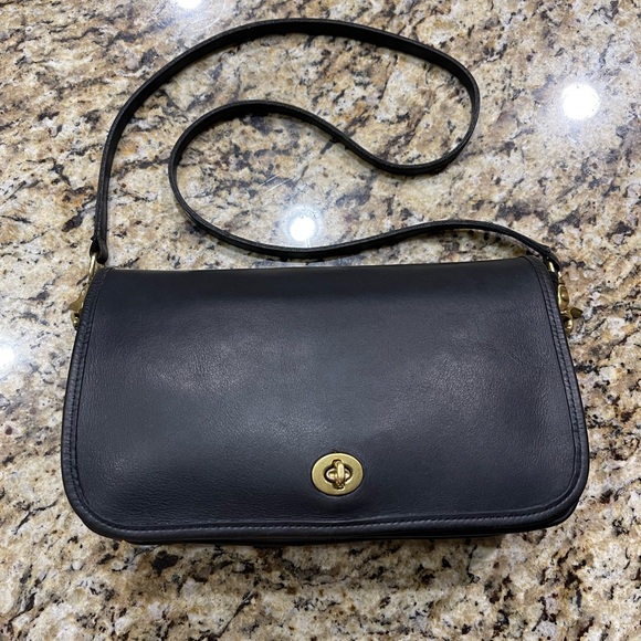 Coach Handbags - Vintage 1980’s Convertible Clutch in Black